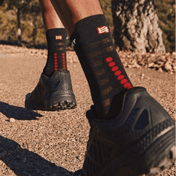 Compressport Pro Racing Socks V4.0 Ultralight Run High - Image 5